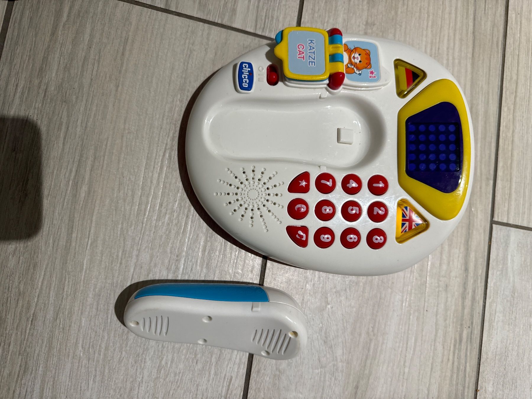 Chicco Giocattoli: Chicco Spiel Telefon – Usato da Dittingen venduto da Estrella46 1