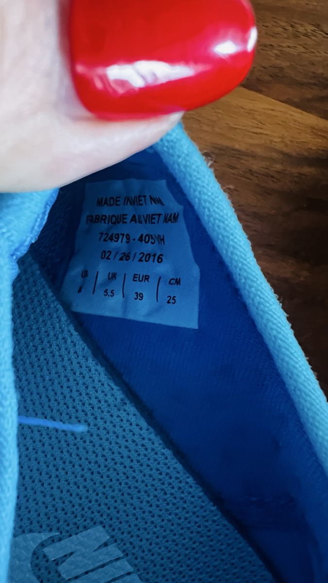 Nike Damenschuhe: Nike Roshe One, Gr. 39, Top Zustand – Neu (gemäss Beschreibung) aus Jona von Lili.lou 3