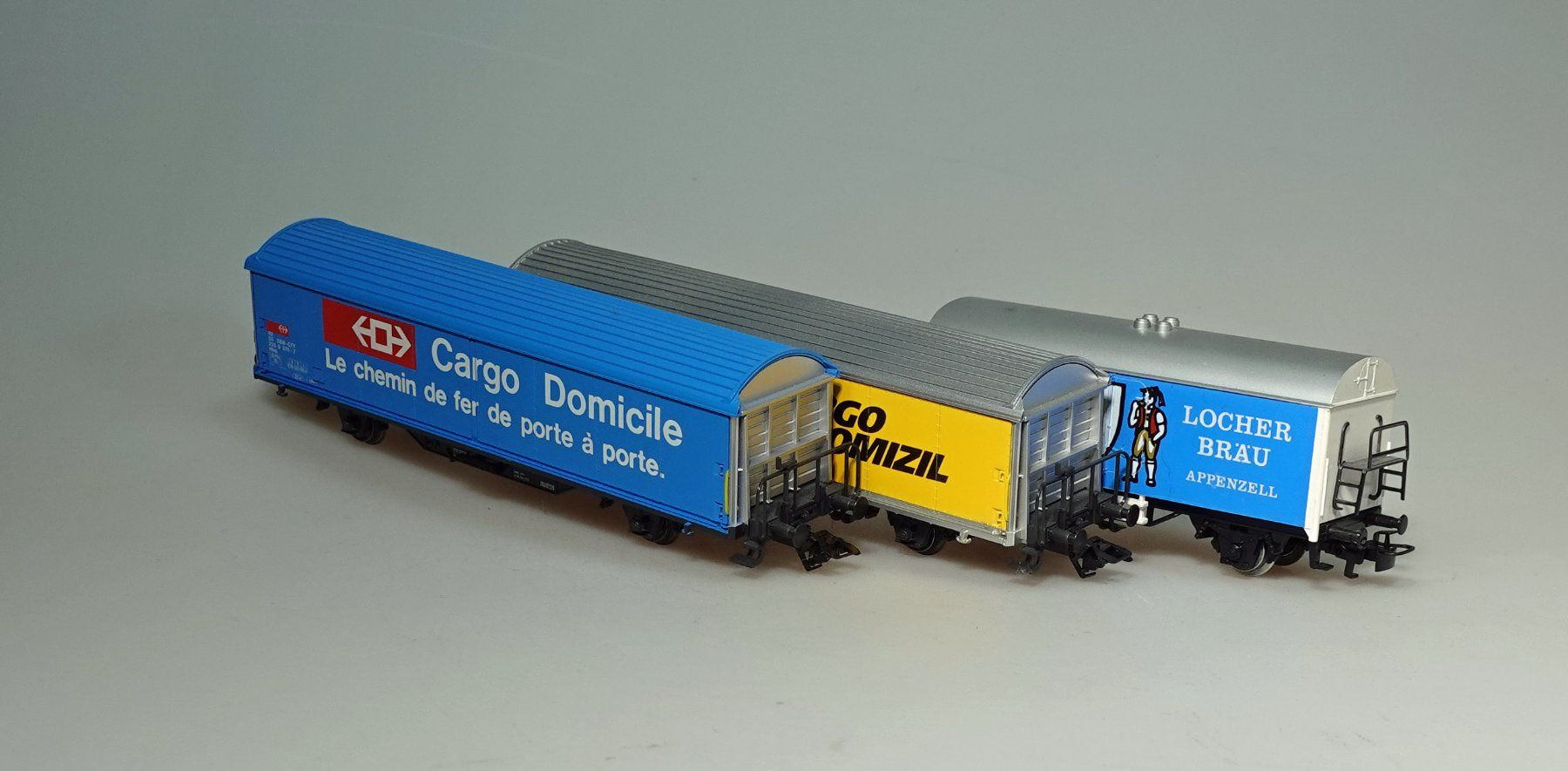 Märklin Modellini di ferrovie: Märklin H0 12 Containerwagen – Usato da Niederglatt ZH venduto da bego8172 2