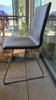 4 chaises neuves en similicuir neuves