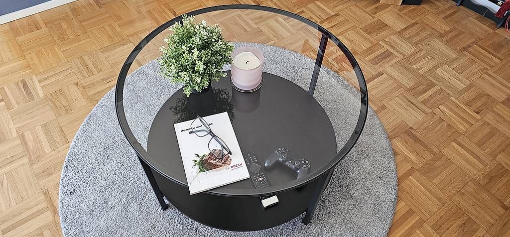 Tavoli: Vittsjö Couchtisch  – Usato da Reichenburg venduto da lau_gg6q 1