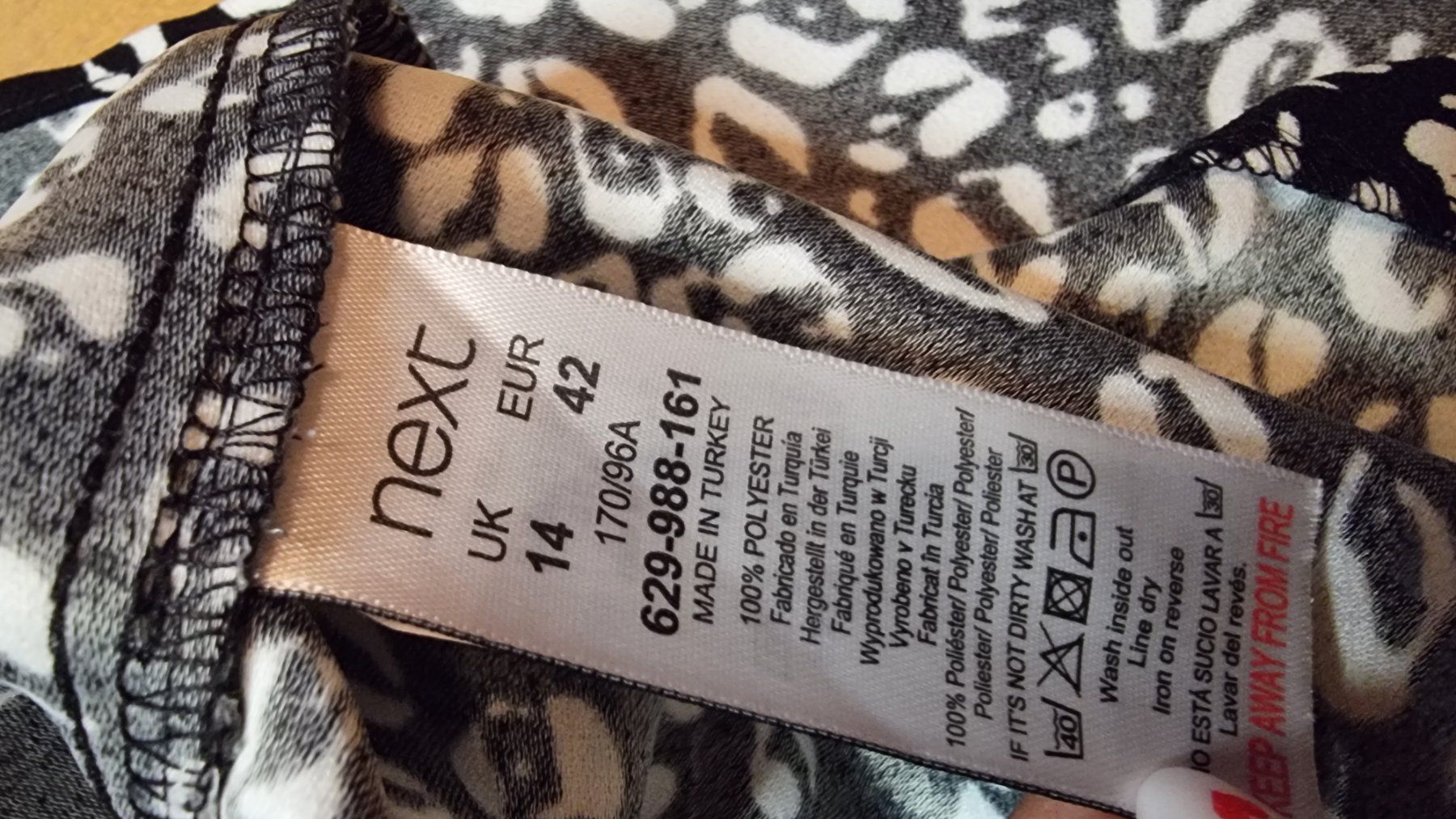 Vestiti: 🌺 Kleid Größe 40/42🌺 – Usato da Wald ZH venduto da CapLux 9