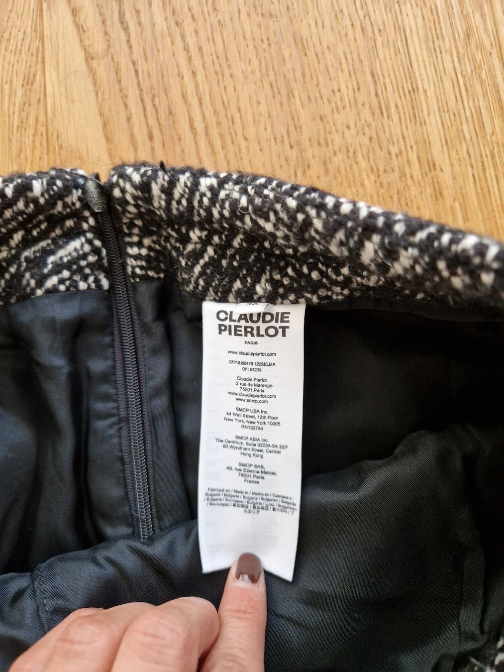 Claudie Pierlot Gonne: Neu: Claudie Pierlot Minirock – Nuovo (secondo la descrizione) da Eschenbach SG venduto da SanFranciscoCalifornia 1