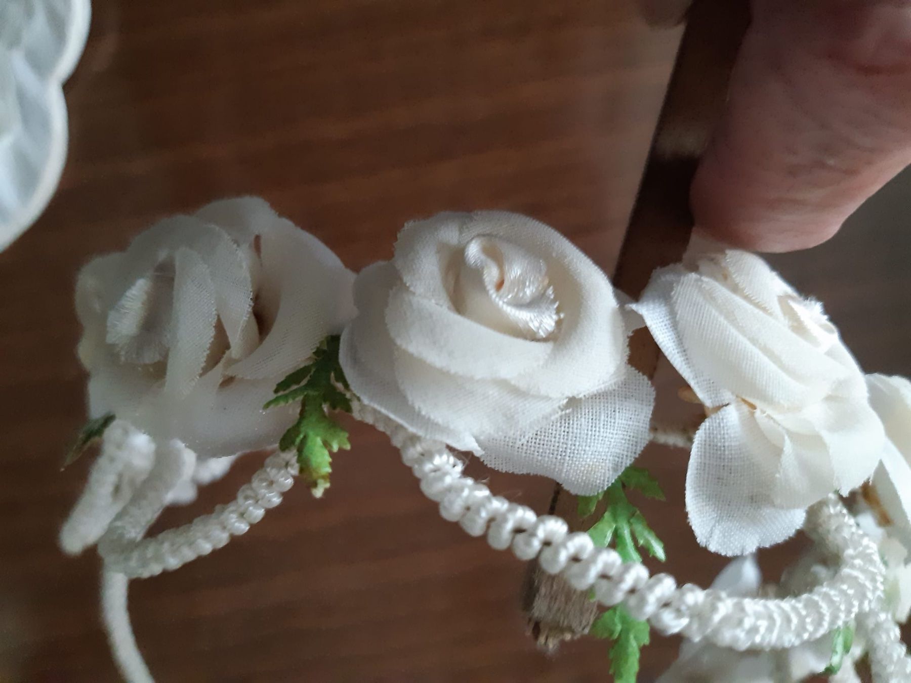 Haarschmuck: Kommunion Handschuhe, Haarkranz und Tasche – Gebraucht aus Luzern von Sontru 2