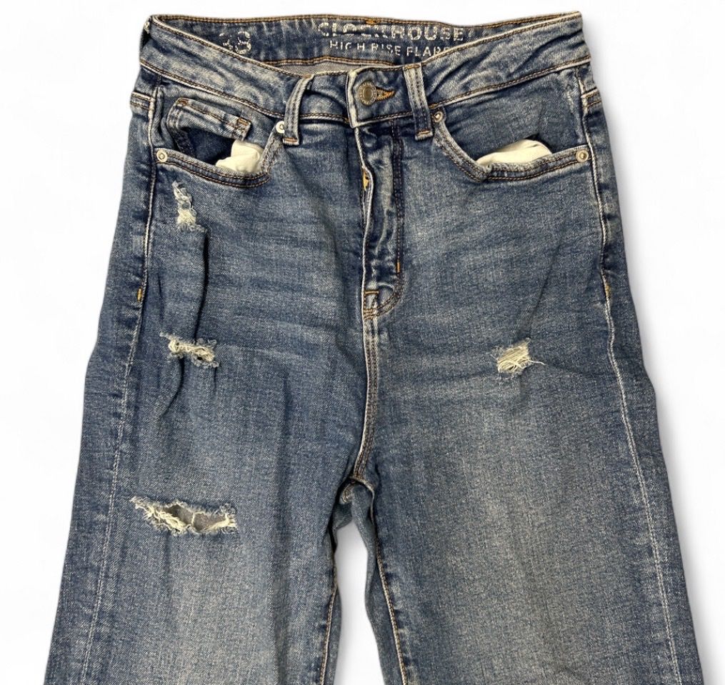 Pantaloni: High rise flared Jeans mit Löchern – Usato da Bremgarten AG venduto da kap_f5nz 1