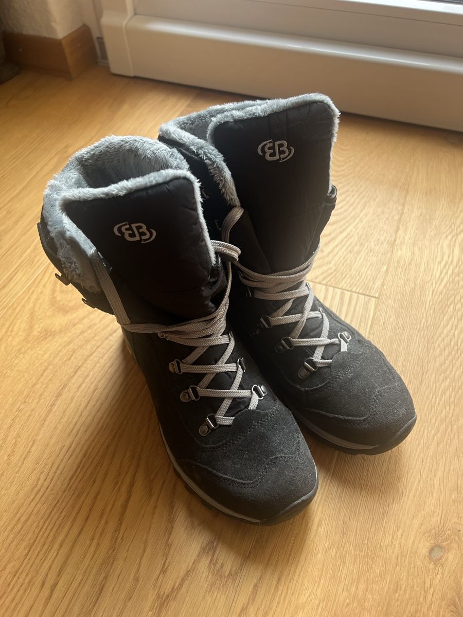 Vibram Scarpe da donna: Winterstiefel Grösse 39 – Usato da Wettswil venduto da Oryx8 1