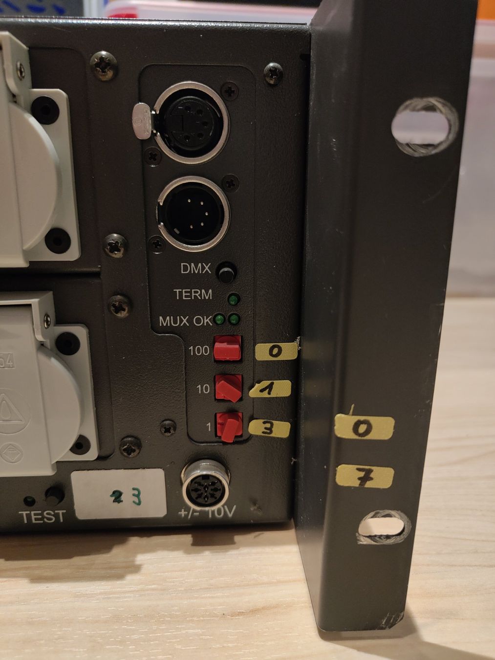 Stromzufuhr: Dimmer(-koffer), Strand Lightning Act 6+ – Gebraucht aus Romanshorn von katoomba11 4