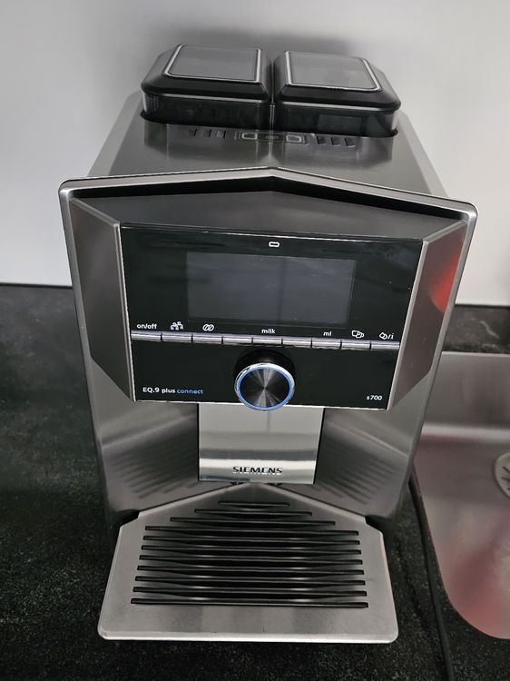 dipos I 2X Protector de Pantalla Mate Compatible con Siemens EQ9 Plus Connect s700 Bandeja de Goteo pelicula Protectora
