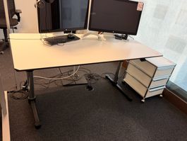 USM Bürotisch (Lot 100) 8304 Wallisellen