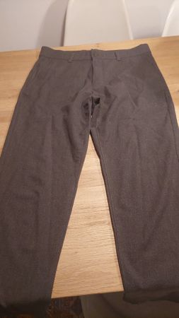 Hosen von Zara grau m