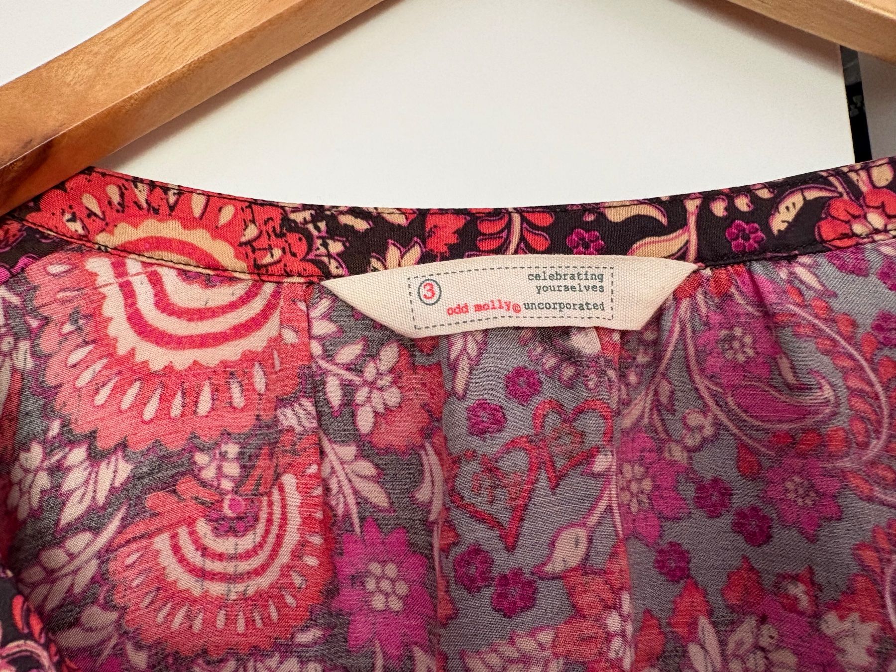 Odd Molly Camicette: Wunderschöne neue Odd Molly Bluse Gösse 3 / L – Usato da Hombrechtikon venduto da star8888 2