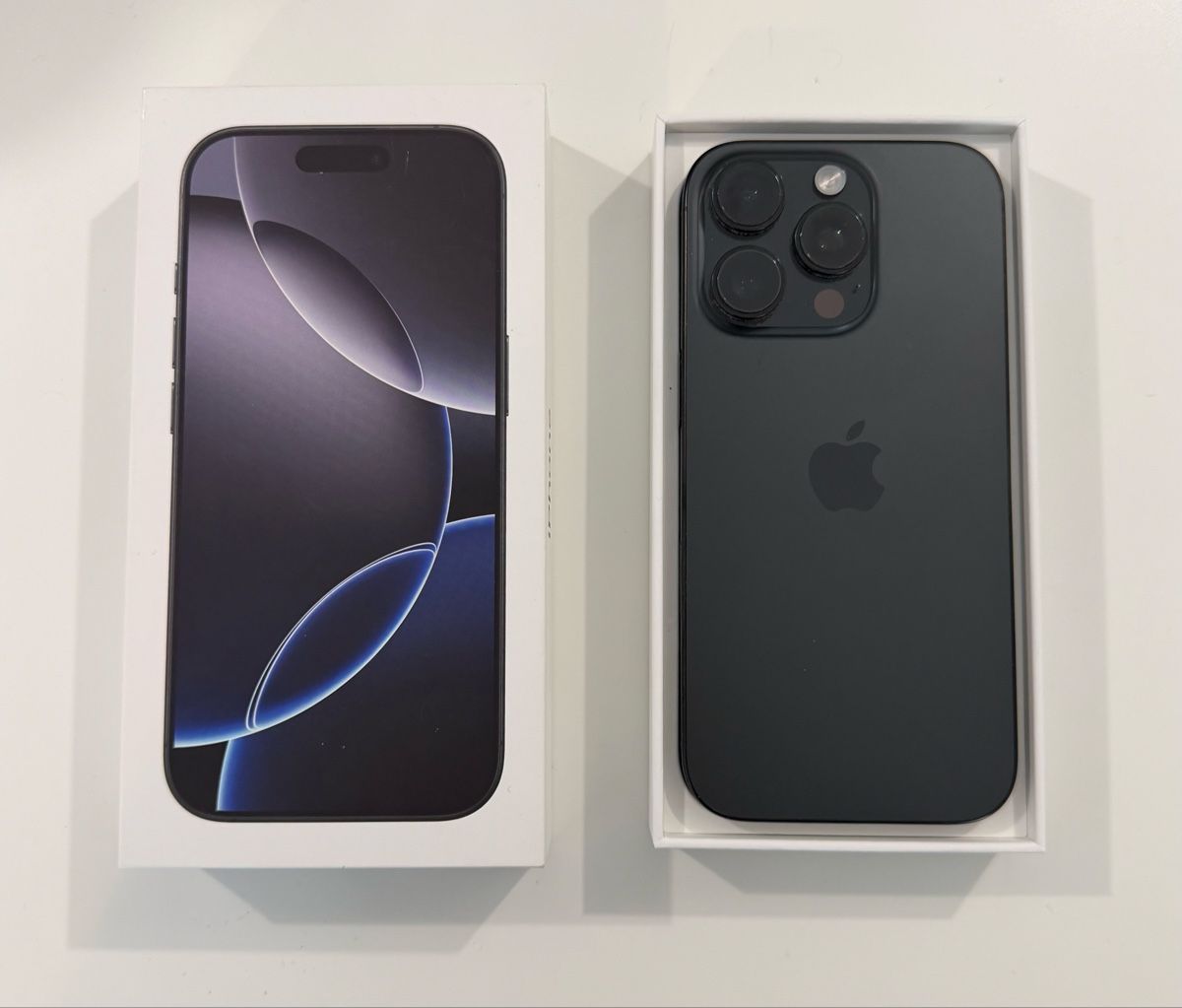 Apple Portables: iPhone 16 Pro 128 Go noir – D'occasion à Yverdon-les-Bains par AVRS.CH