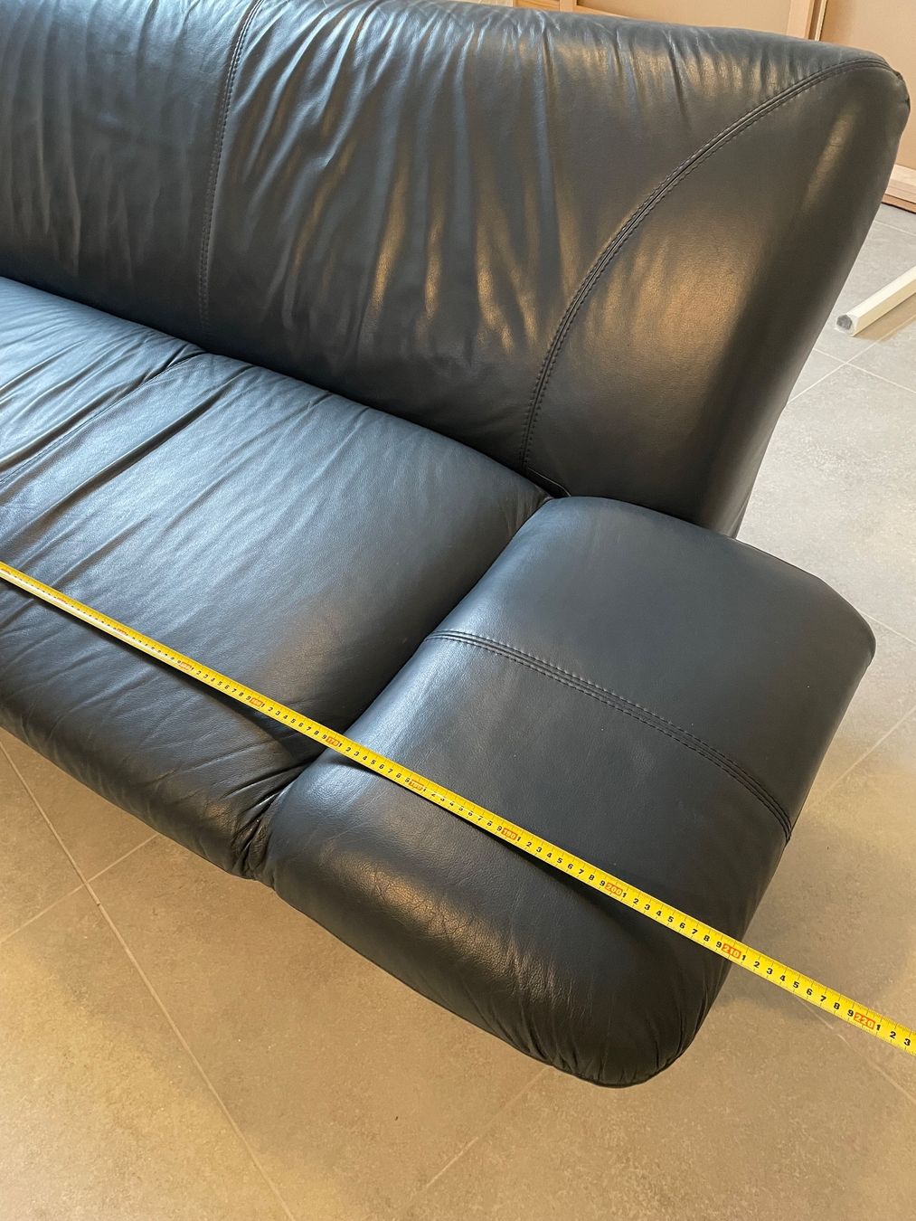 Farben: Sofa – Gebraucht aus Killwangen von Roki67 1