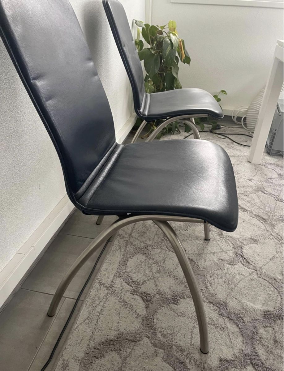 Sedie: Moderne Leder Esszimmerstühle blau – Usato da Liestal venduto da EL_RA94 2