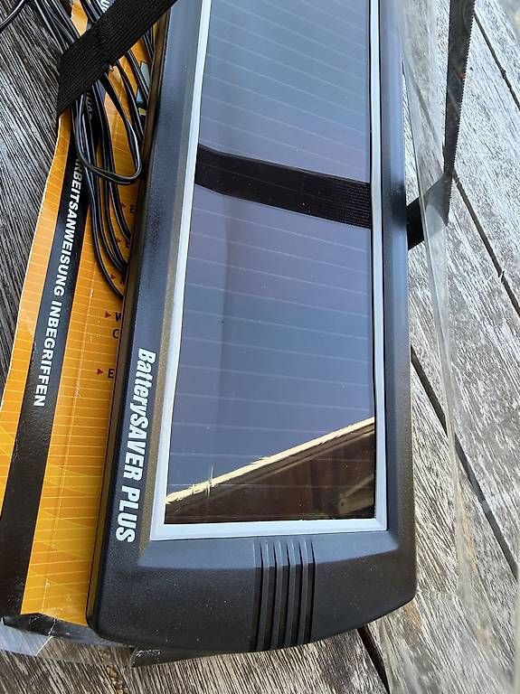 Panneaux solaires: Solar Battery Saver Plus – Neuf avec emballage d'origine à Ittigen par mar_9fd6 1