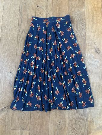 Esprit Rock, Grösse M, ideal für den Sommer