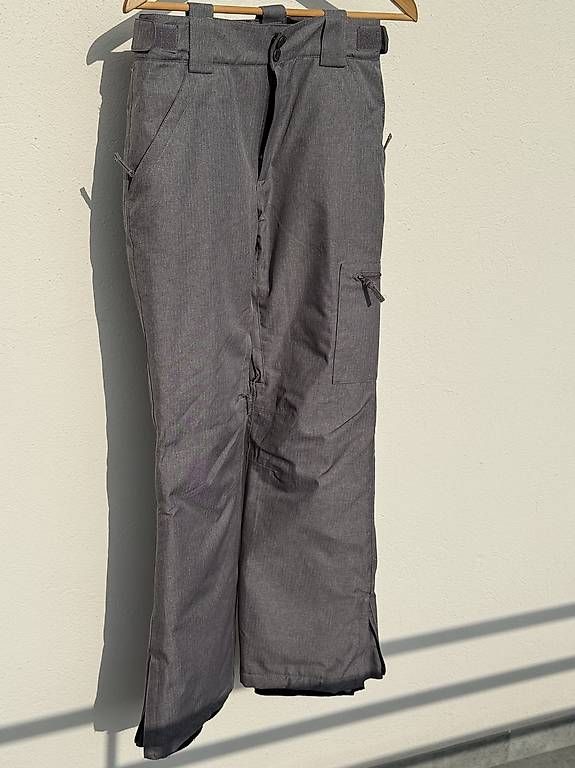 Lotti & Set di vestiti: Tuta da Sci/Snowboard 164/176 – Usato da Bioggio venduto da Kim1974 3