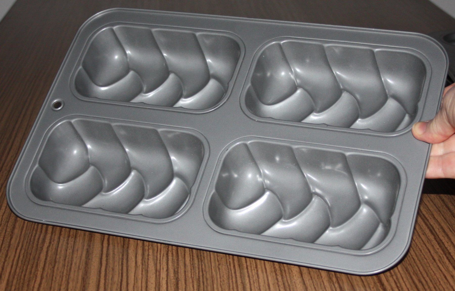 Backformen: Backblech 4 Zöpfli 15.5x8.5x3.8cm – Gebraucht aus Flüelen von Diversicum-Shop 3