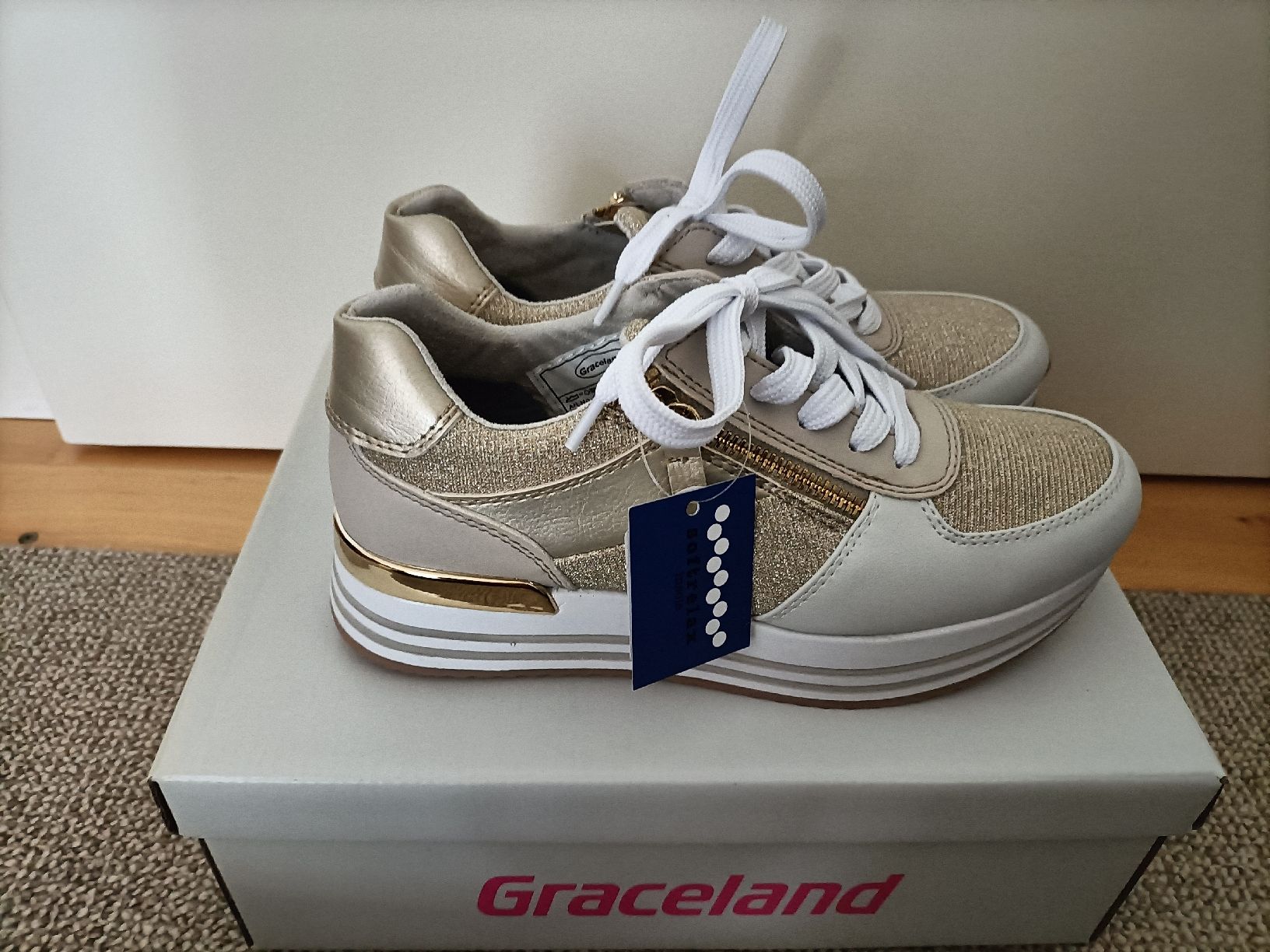 Graceland Scarpe da donna: Sneakers in Grösse 37, NEU! – Nuovo e nell'imballaggio originale da Wil SG venduto da MissMillie71
