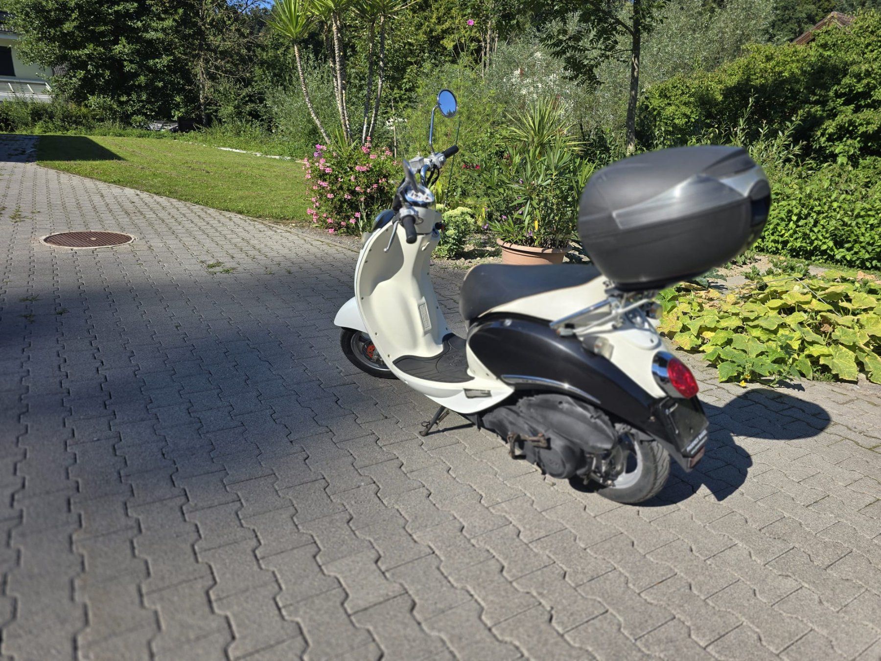 Sym Scooter: Scooter Sym Mio 100 – Usato da Hofstatt venduto da Stanislav03 2