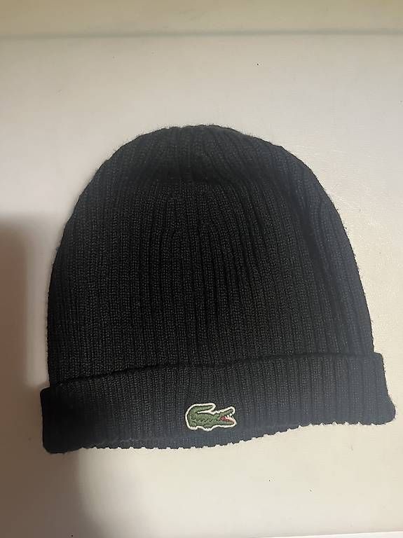 Chapeaux, bonnets & casquettes: Lacoste Mütze – D'occasion à Möhlin par nev_lk58