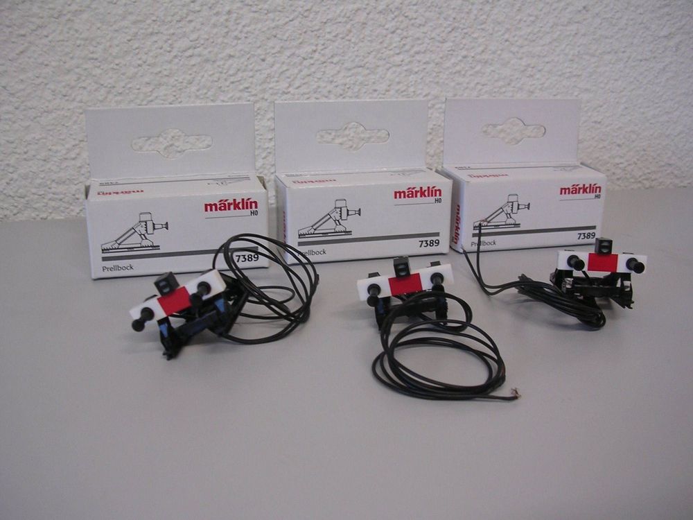 M&auml;rklin Bogenweiche K Gleis M&auml;rklin H0 Prellbock Mit Beleuchtetem Sperrsignal &ndash; K-Gleis 7389, NEU In OVP M&auml;rklin 1887