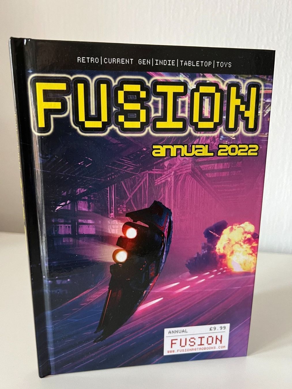 Libri: Fusion - Annual 2022 – Nuovo e nell'imballaggio originale da Renens VD venduto da Quedex69