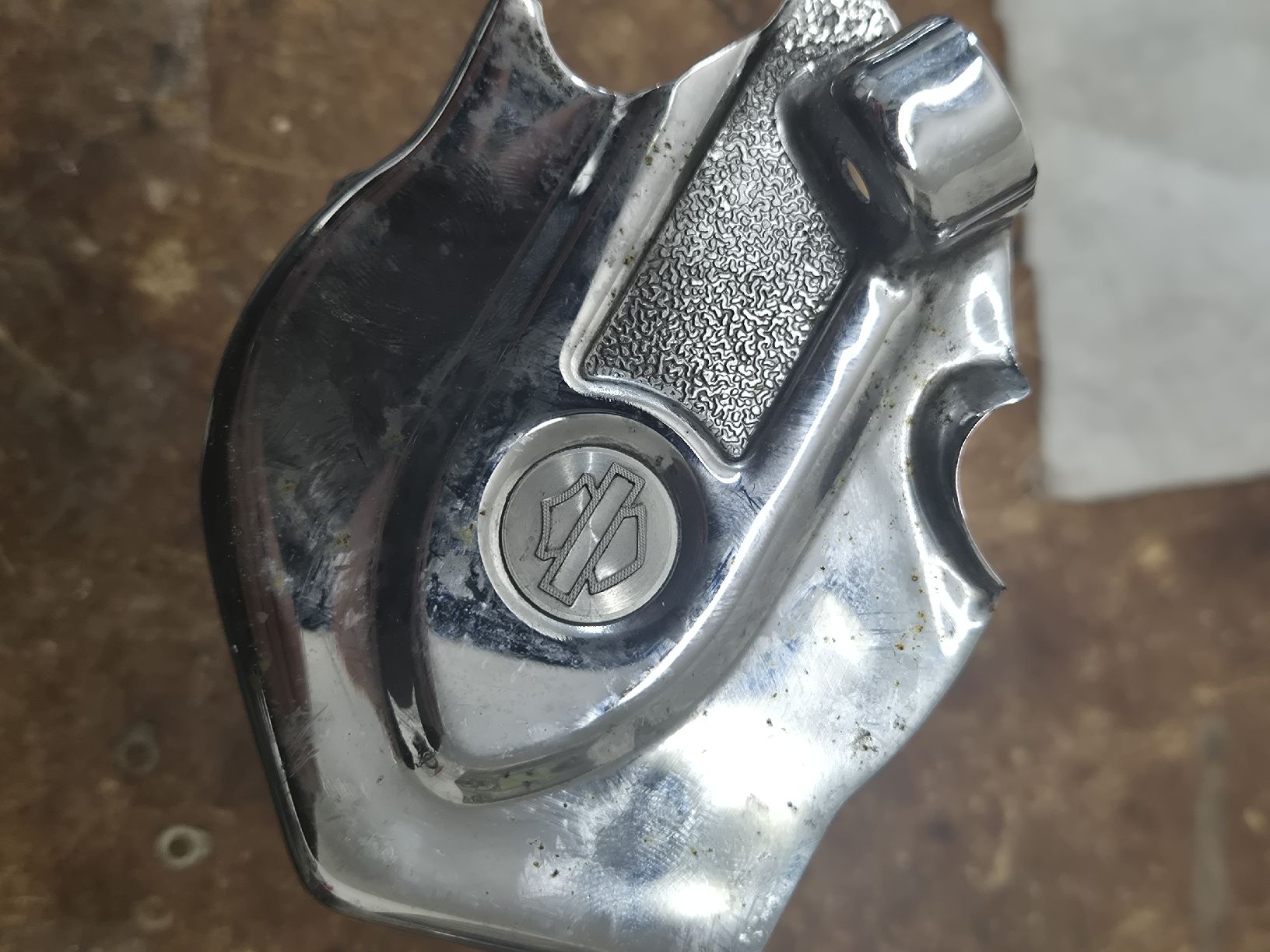 Harley-Davidson Toutes les pièces détachées moto: original Harley Davidson Abdeckung zündspule – D'occasion à Balgach par andreas4321 1