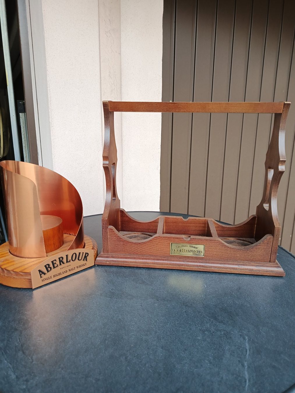 Portabottiglie: Whisky Aufsteller – Usato da oensingen venduto da keeper60