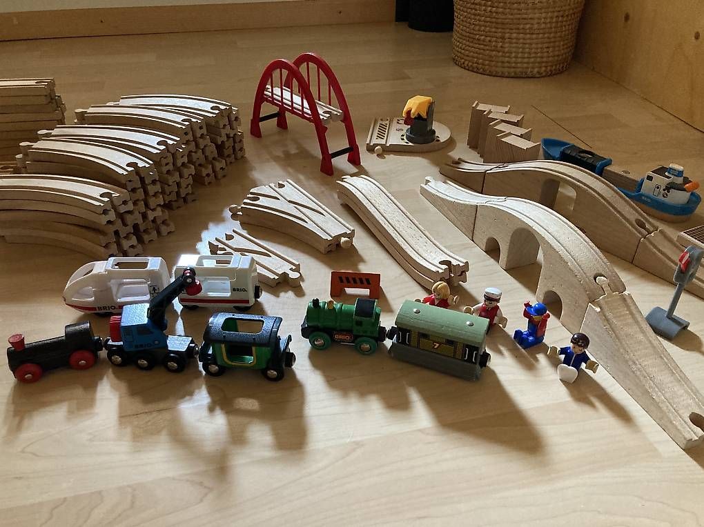 Brio Giocattoli: BRIO Set - 66+ Teile – Usato da Thunstetten venduto da Nkohler 2