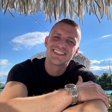 Profile image of ale_98n8