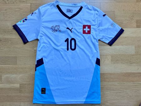 SCHWEIZ Fussball Nati Trikot Puma S 10 Granit XHAKA Auswärts