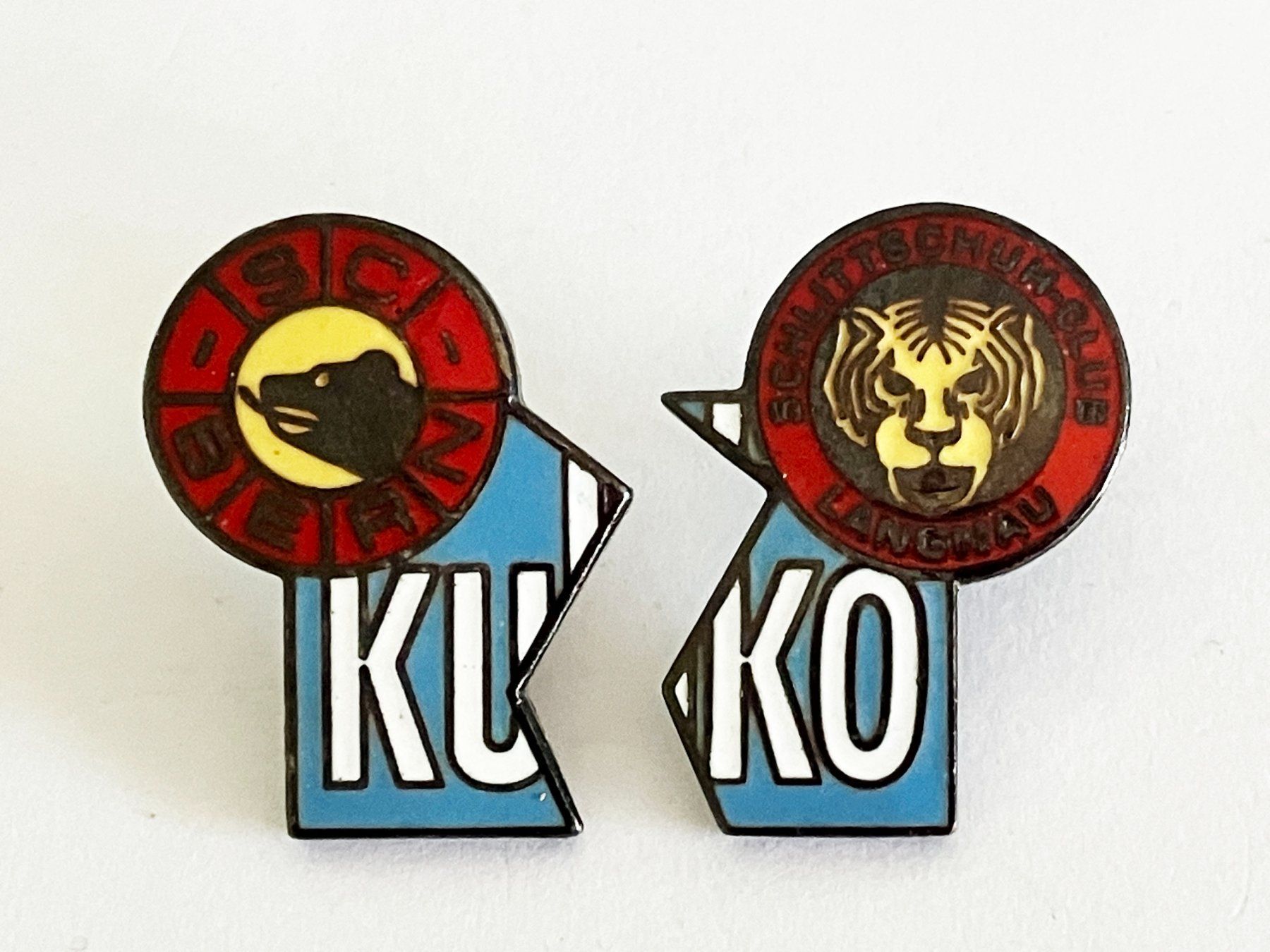 Placchette & Badge: 2 Pin Kuko SC Bern SC Langlauf Eishockey – Usato da Basel venduto da djwwpp