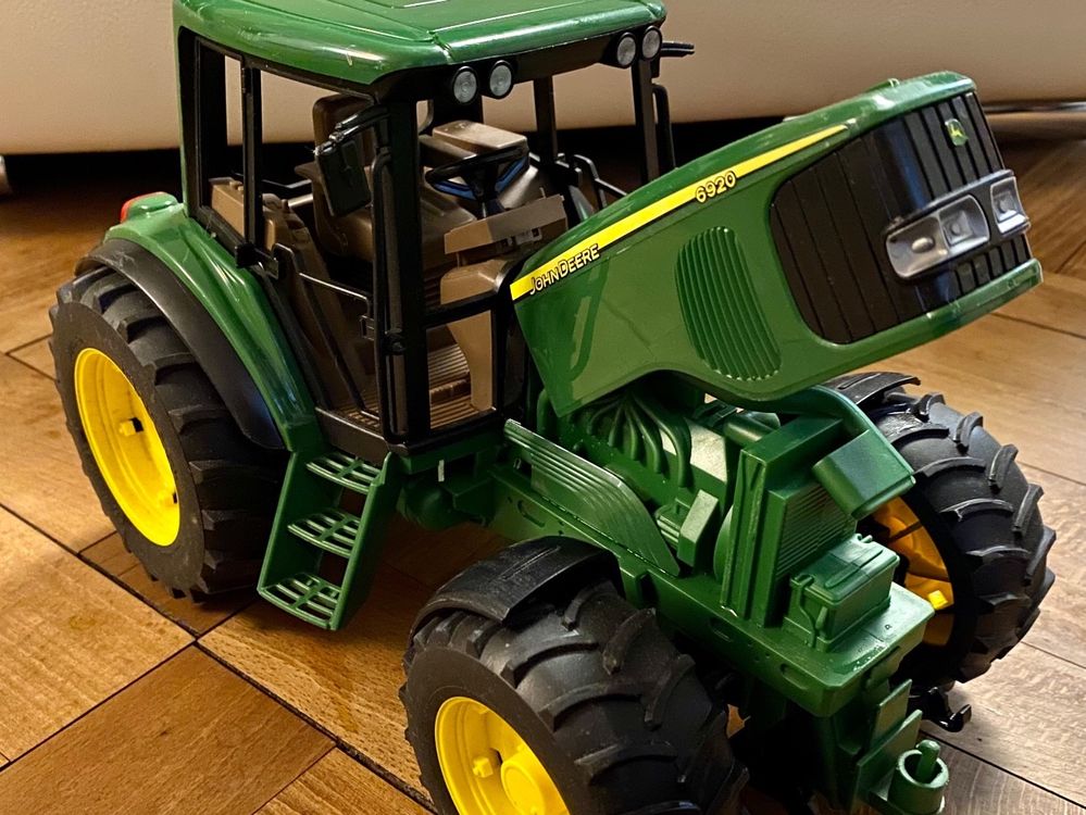 BRUDER Traktor John Deere mit Anhänger Kaufen auf Ricardo