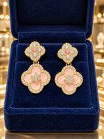 Elegante Blüten-Ohrringe in Rosa und Gold mit Glitzersteinen