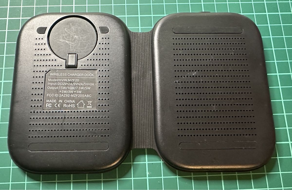 Docking station: WIRELESS CHARGER DOCK 3 in 1 – Usato da Uster venduto da Afrika2000 2