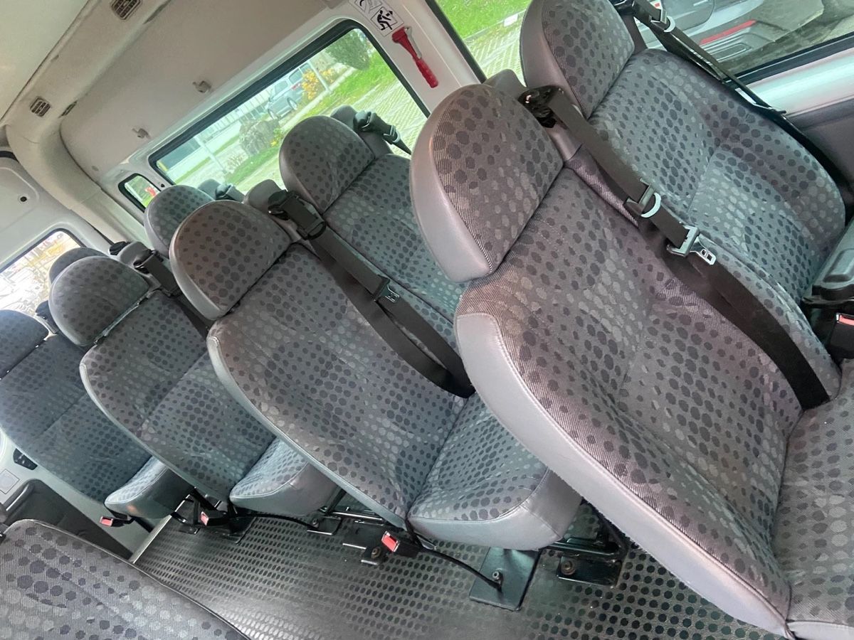 Ford Veicoli commerciali: Ford 14 Plätzer – Usato da Neuendorf venduto da Goeggs01 4