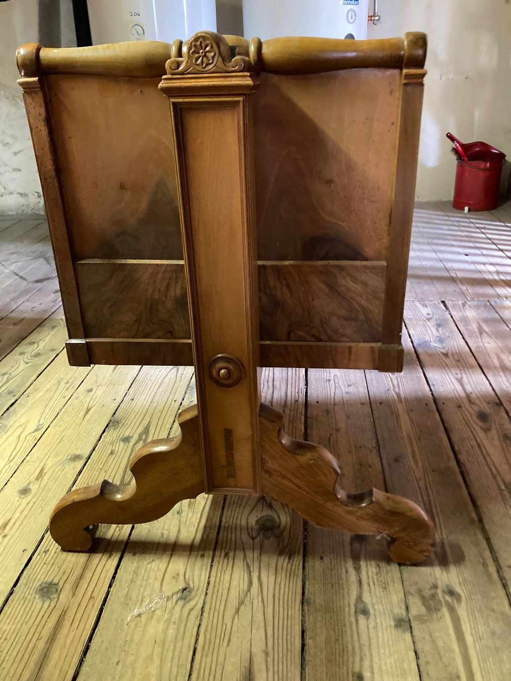 Sdraiette & Sdraiette a dondolo: Antike Wiege aus Holz – Usato da Gossau SG venduto da cmock 2
