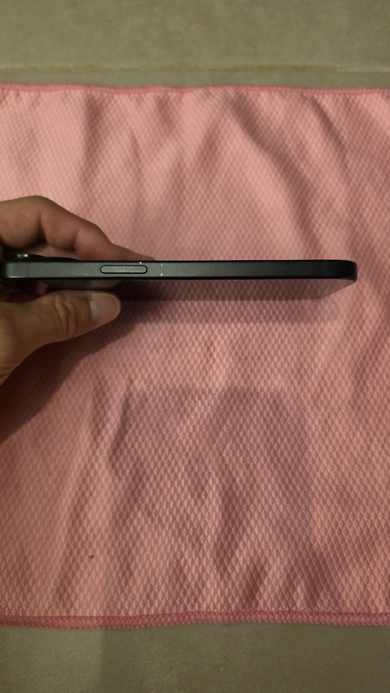 Apple Handys / Smartphones: iPhone 15 OK - 128Go – Gebraucht aus Genève von Rogue-Naboo-21 7