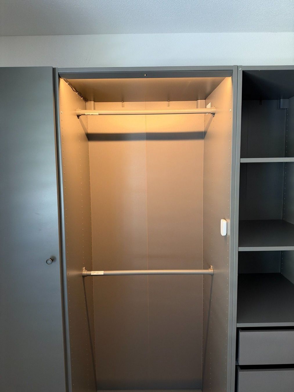 Ikea Armadi: PAX IKEA-Kleiderschrank – Usato da Root venduto da calmchris 5