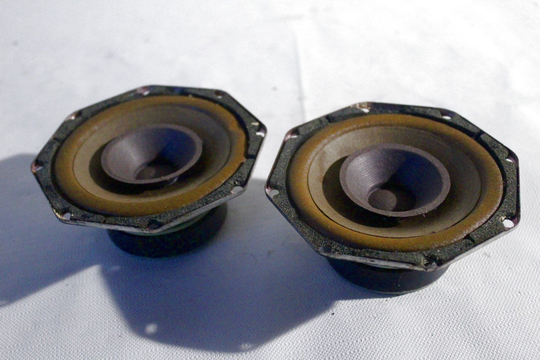 Philips Casse acustiche: 2x PHILIPS AD5061/M4 5 inch Octagonal Full Range Speakers – Usato da Bern venduto da kultiges 9