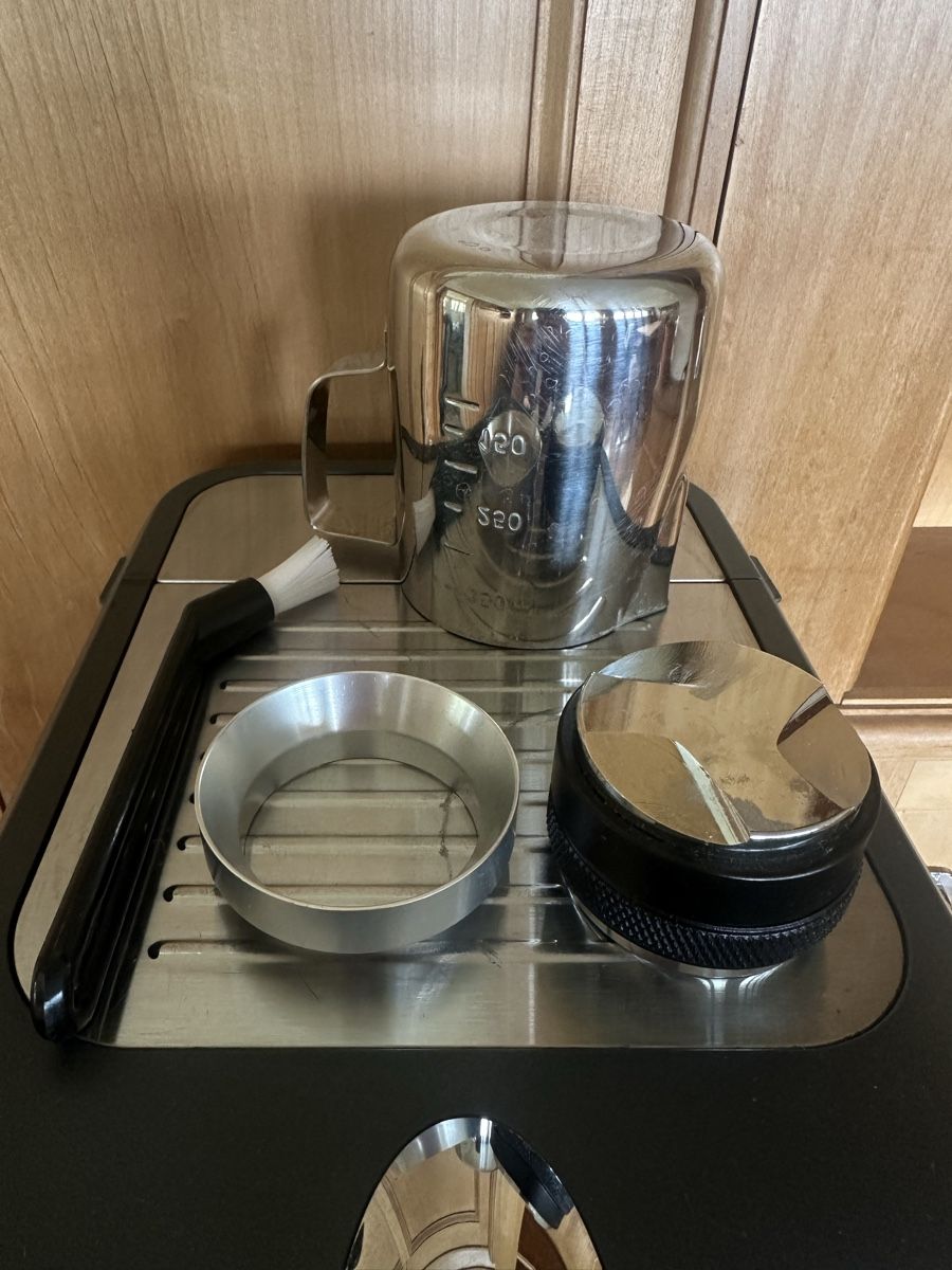 De'Longhi Machines à café & Machines à expresso: DeLonghi La Specialista Espresso Machine used – D'occasion à Blonay par sae_6sgw 2