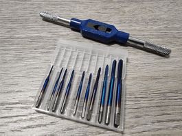 Gewindebohrer Set inklusive Windeisen