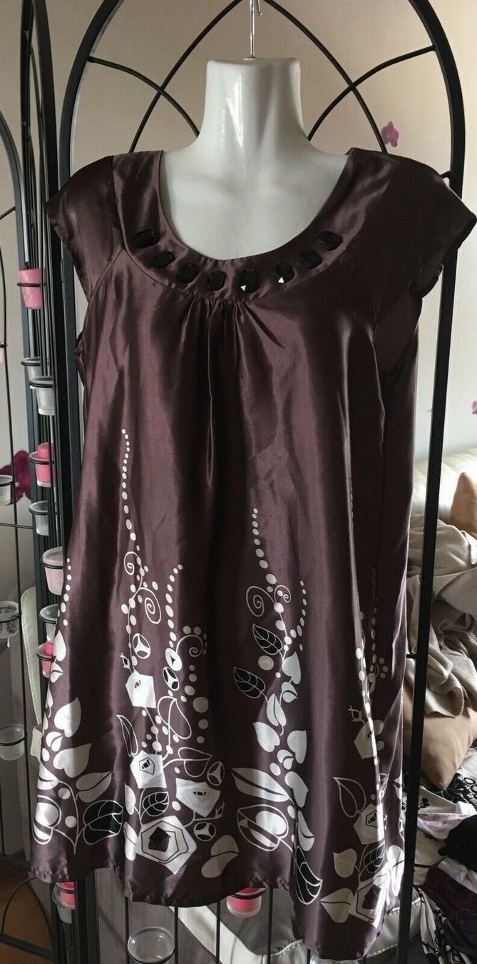 Vestiti: robe droite légère fluide satinée marron fleurs 36 – Usato da Genève venduto da Libellule477