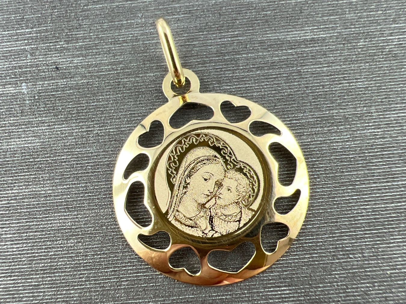 Anhänger: Anhänger 750 Gold – Gebraucht aus Niederuzwil von leo_8857