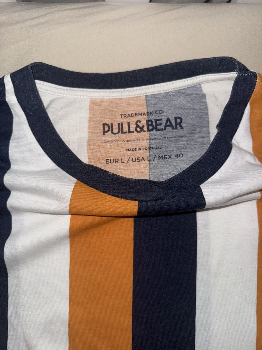 Pull&Bear T-shirts: T-shirt Pull&Bear taille L – Neuf (Voir description) à Villaz-St-Pierre par dav_w66n 1