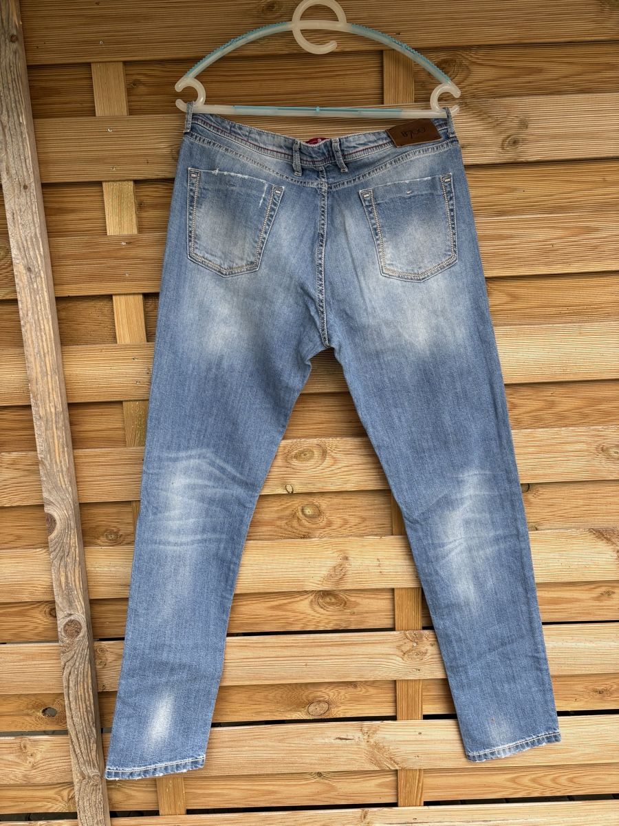 Jeans: Jeans B700.W35 – Usato da Delémont venduto da Vendeur_3 3