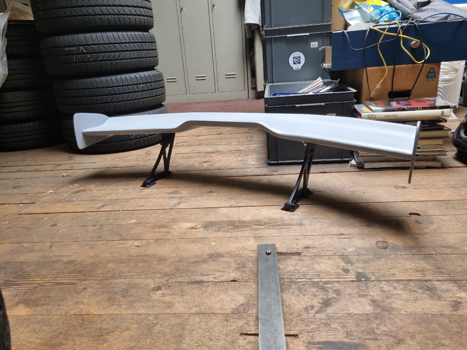 Tutti pezzi di ricambio auto: Universal Spoiler Zu verkaufen – Nuovo (secondo la descrizione) da Stans venduto da Motorsport2020