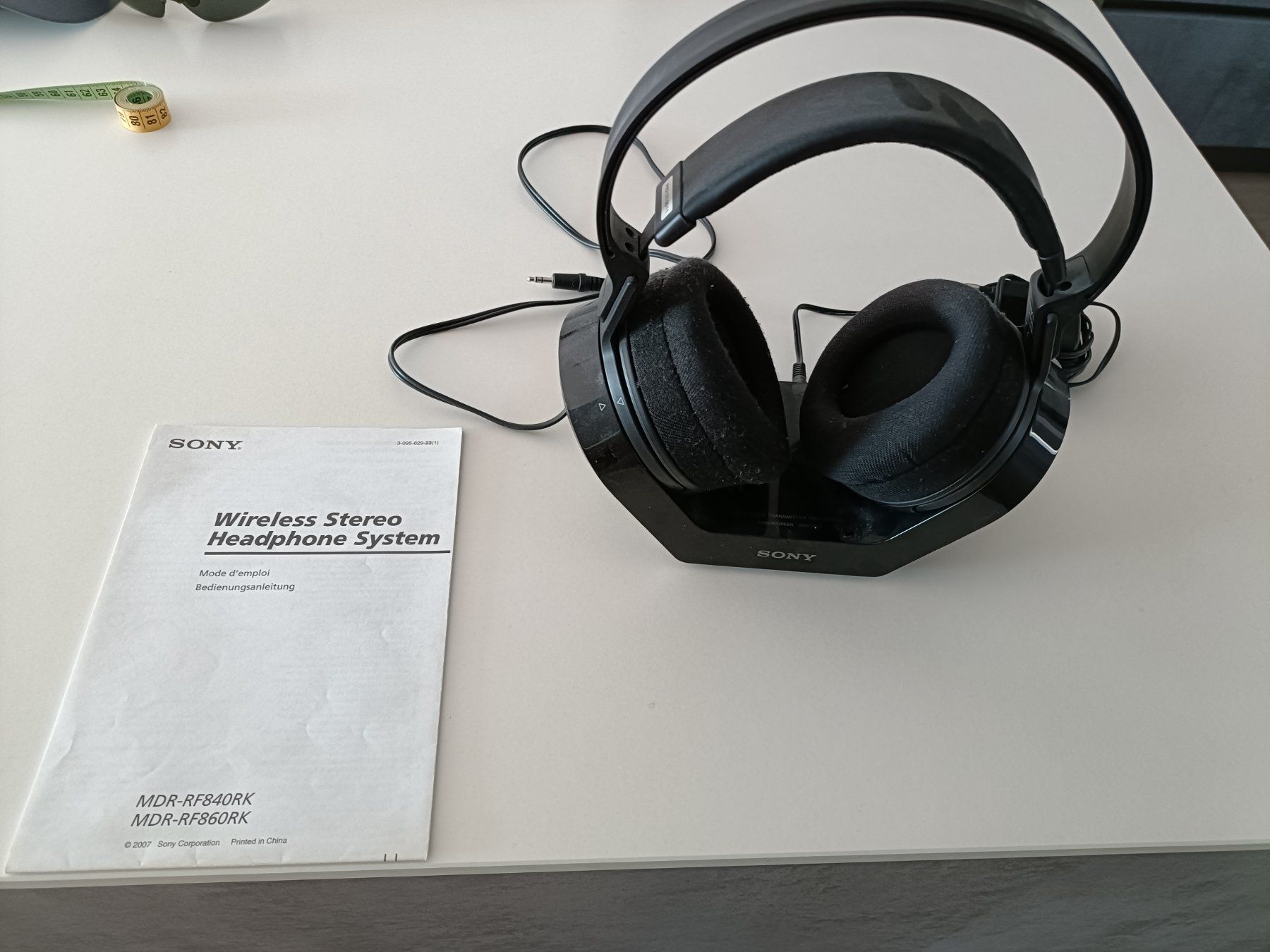 Sony Cuffie: Sony MDR-RF840RK Funkkopfhörer Wireless Stereo – Usato da Obfelden venduto da Kirinki