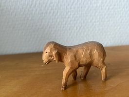 Lamm schreitend Huggler Krippenfigur Weihnacht 22 cm